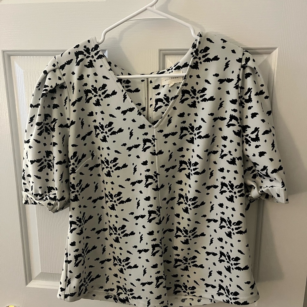 Stylish Black and White Women's Top